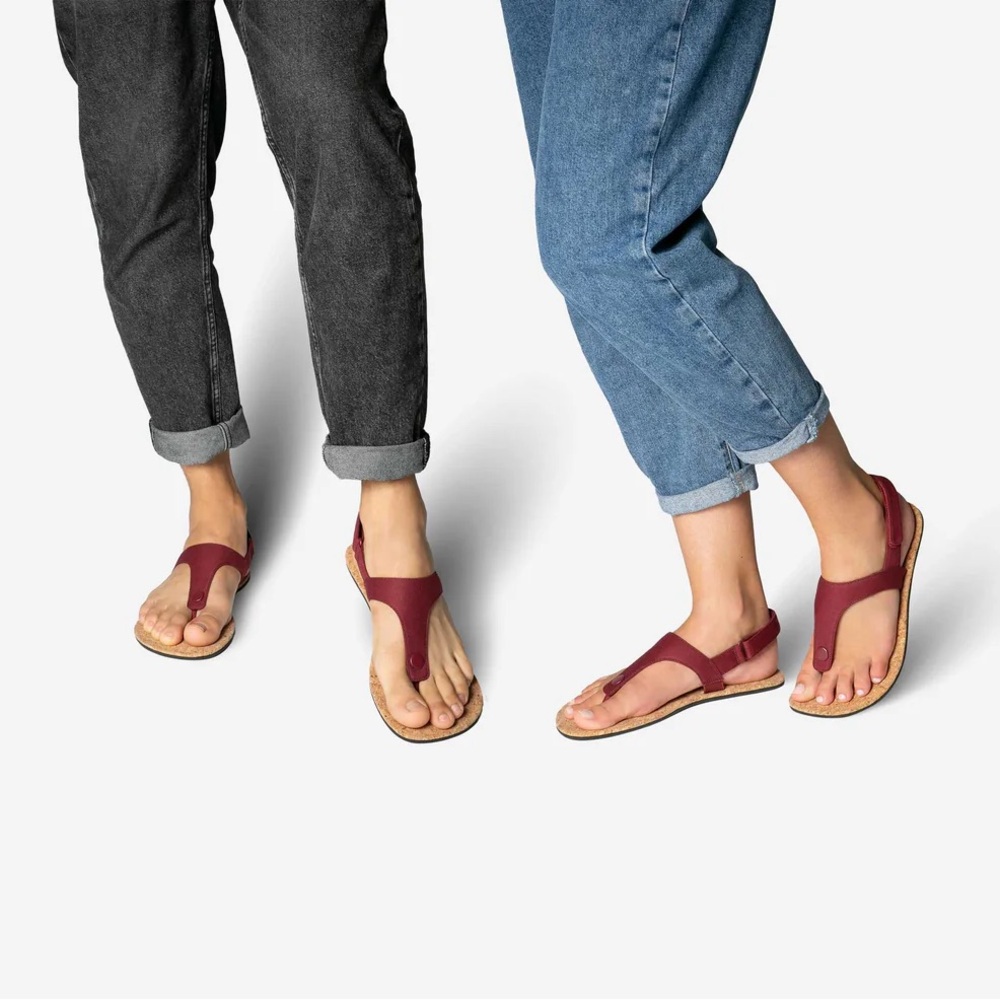 FEELGROUNDS Seaside Twill Barefoot Zero Drop Sandals Womens 7 Burgundy Red